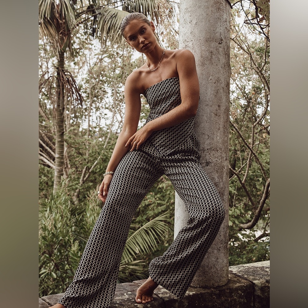 NWT Dissh Top and Pant Set